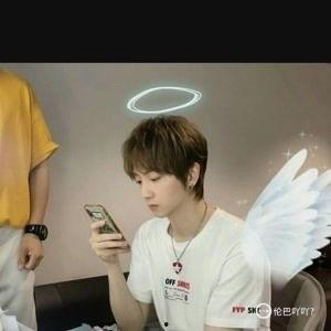 于斌资料个人资料,才华横溢的青年才俊，揭秘他的成长之路