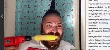 泰国网红大妈撒钱